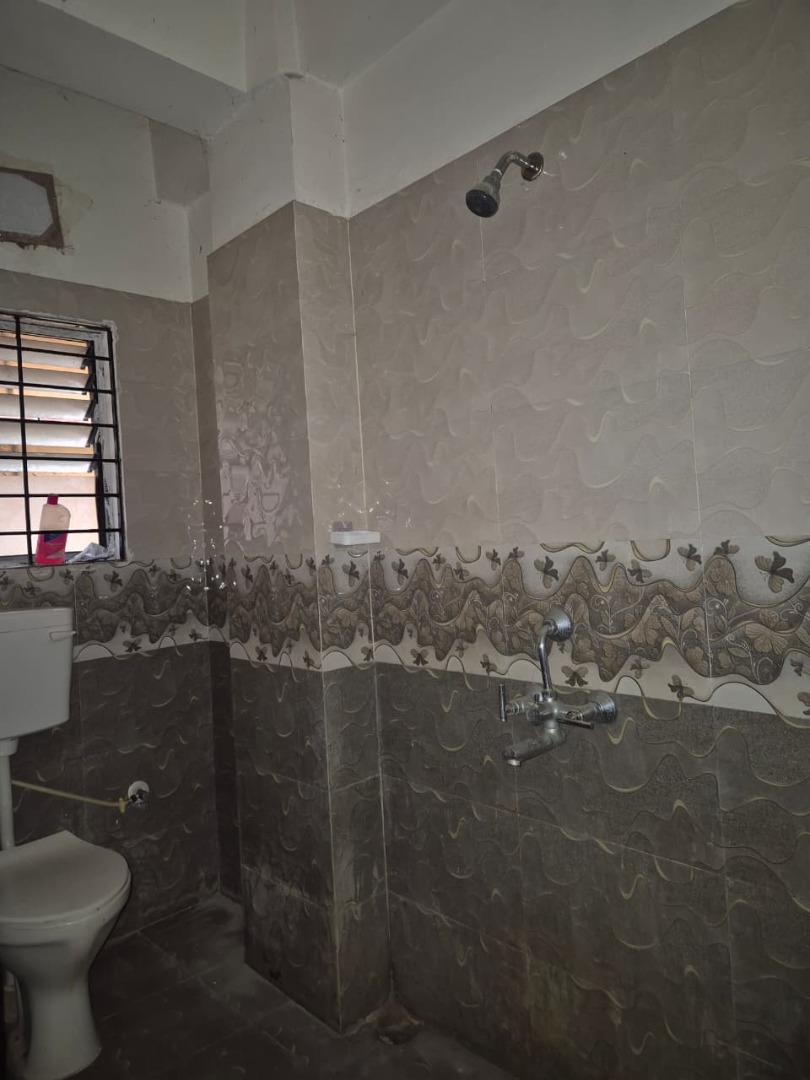 Unfurnished 2bhk in Hatigaon, Guwahati, Assam, India for Rent